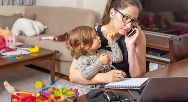 子育てと仕事の両立がうまくいかないのはなぜ？できない理由と対処法を紹介